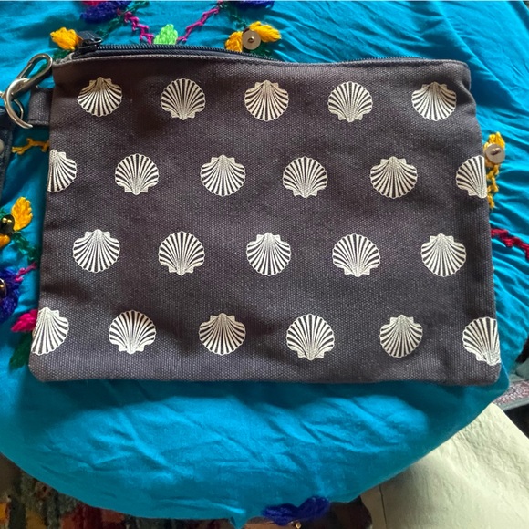 Fun baby blue seashell Carnival brand zip up canvas bag. Apx 7 x 10“. EUC - Picture 1 of 5